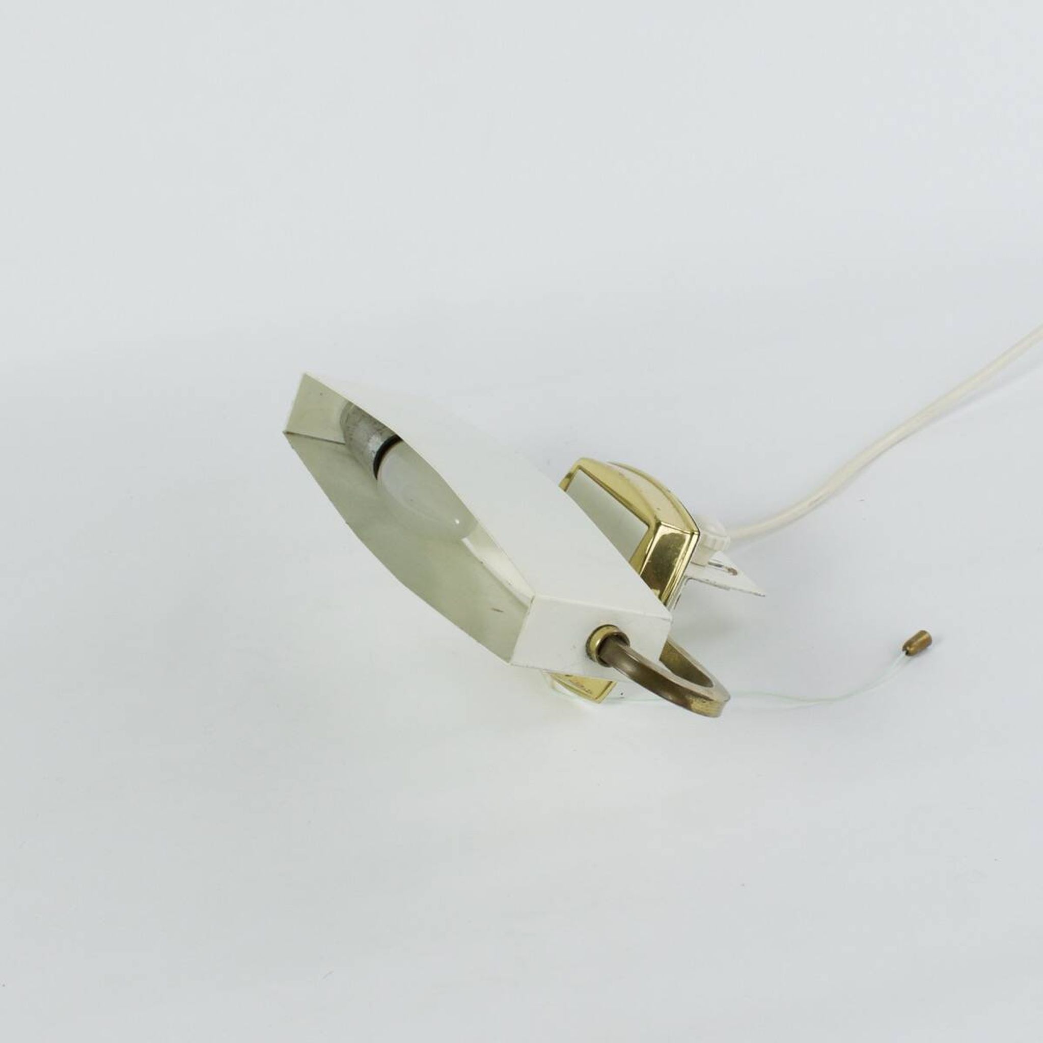 Lampe à pince en laiton, 1950 pour étagère, string