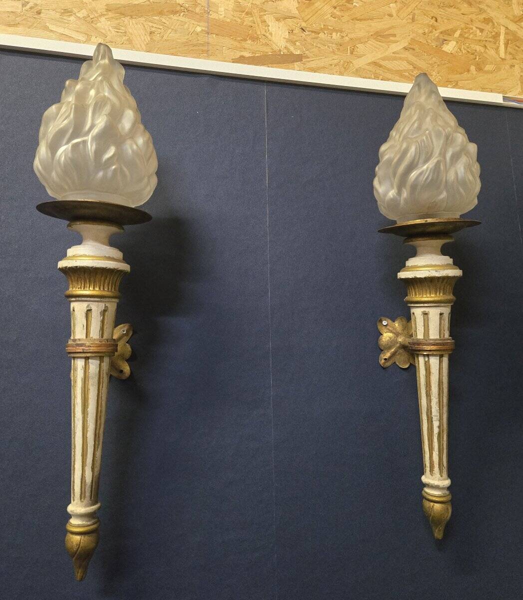 Pair of wall sconces in Louis XVI style – decorative torches