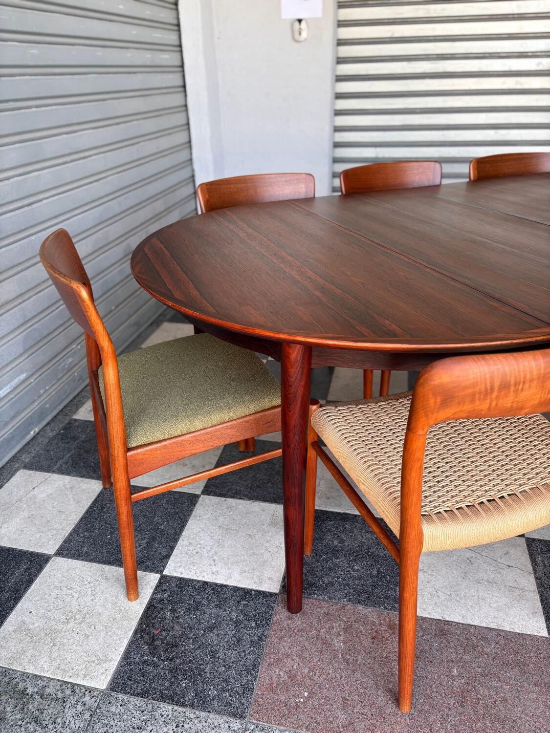 Table Arne Vodder en palissandre