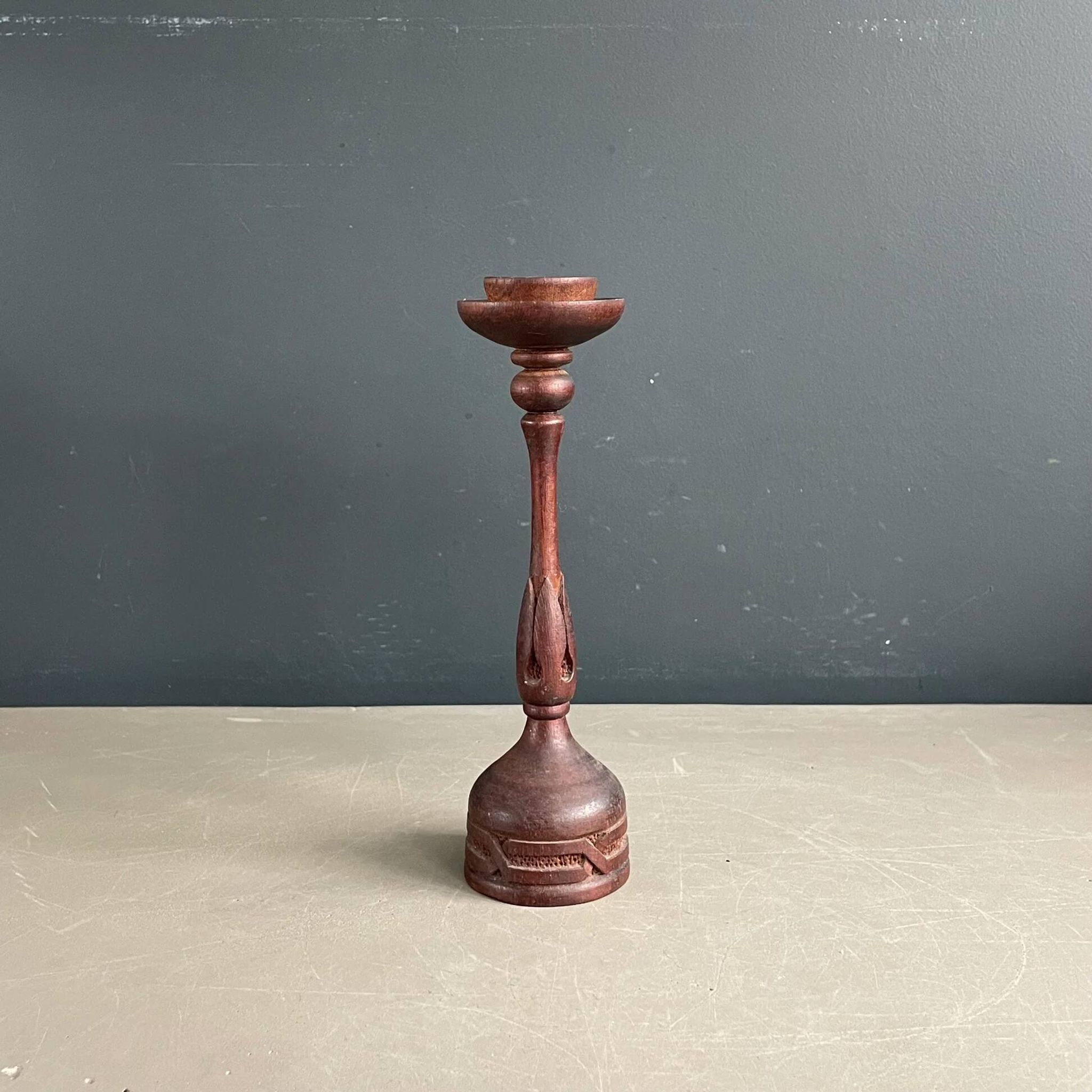 Carved wooden candlestick - 19.5cm