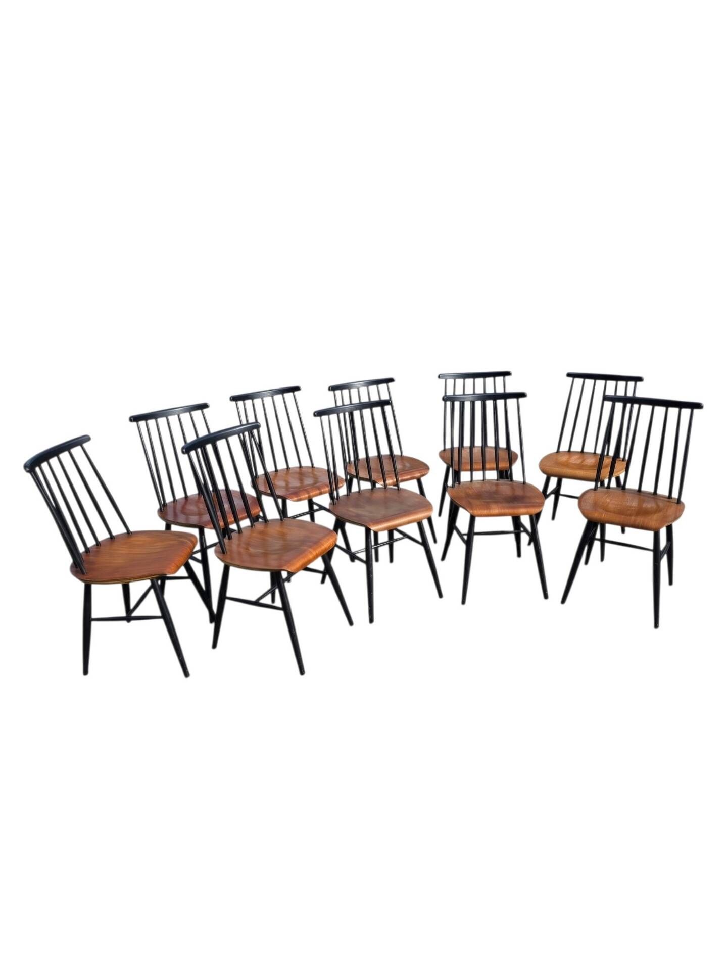 10 Scandinavian chairs from the 1960s