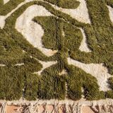 Handmade pure wool rug, size 200 x 300 cm.