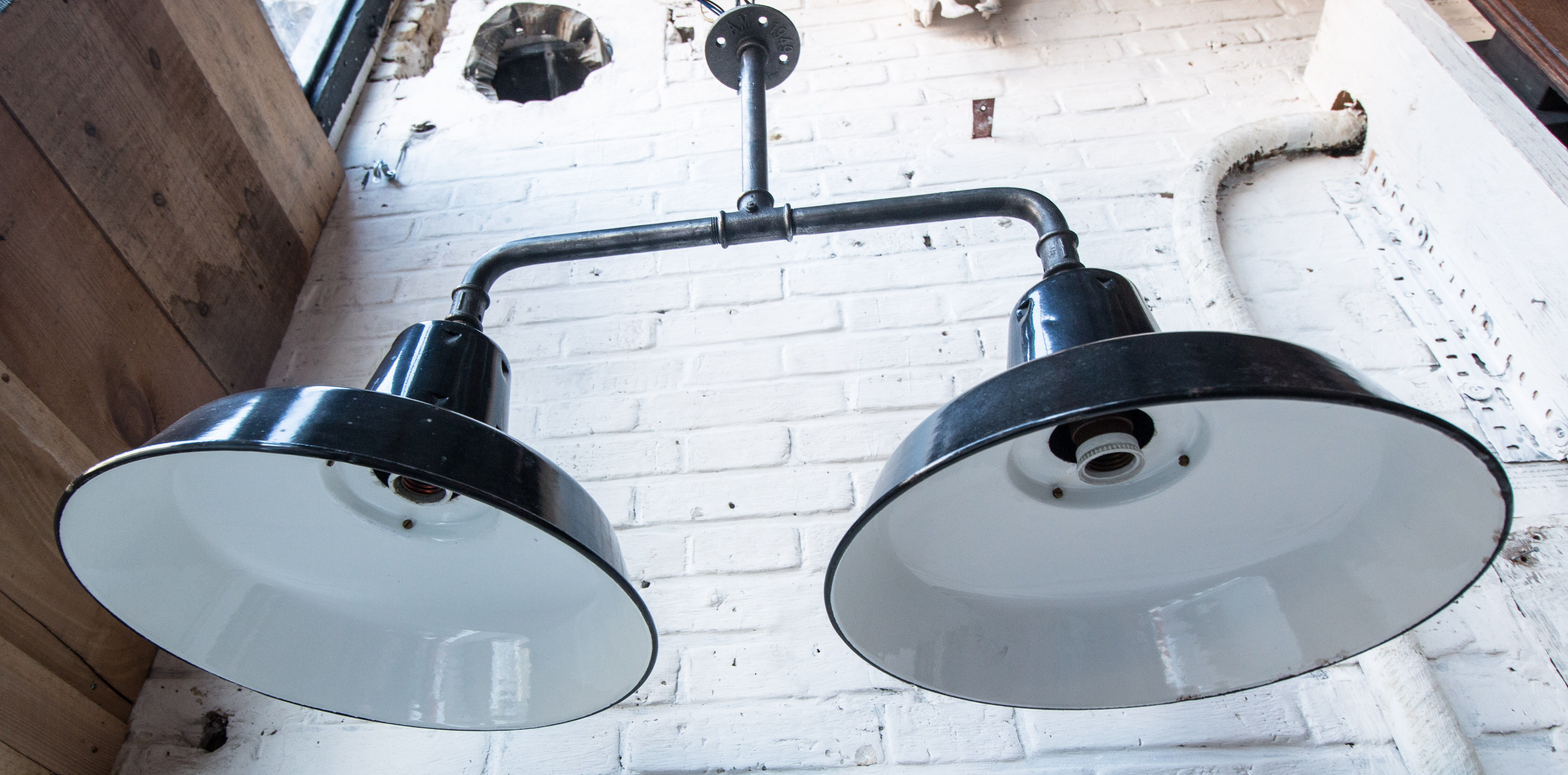 Double suspension REFLECTO-LUX of MAZDA