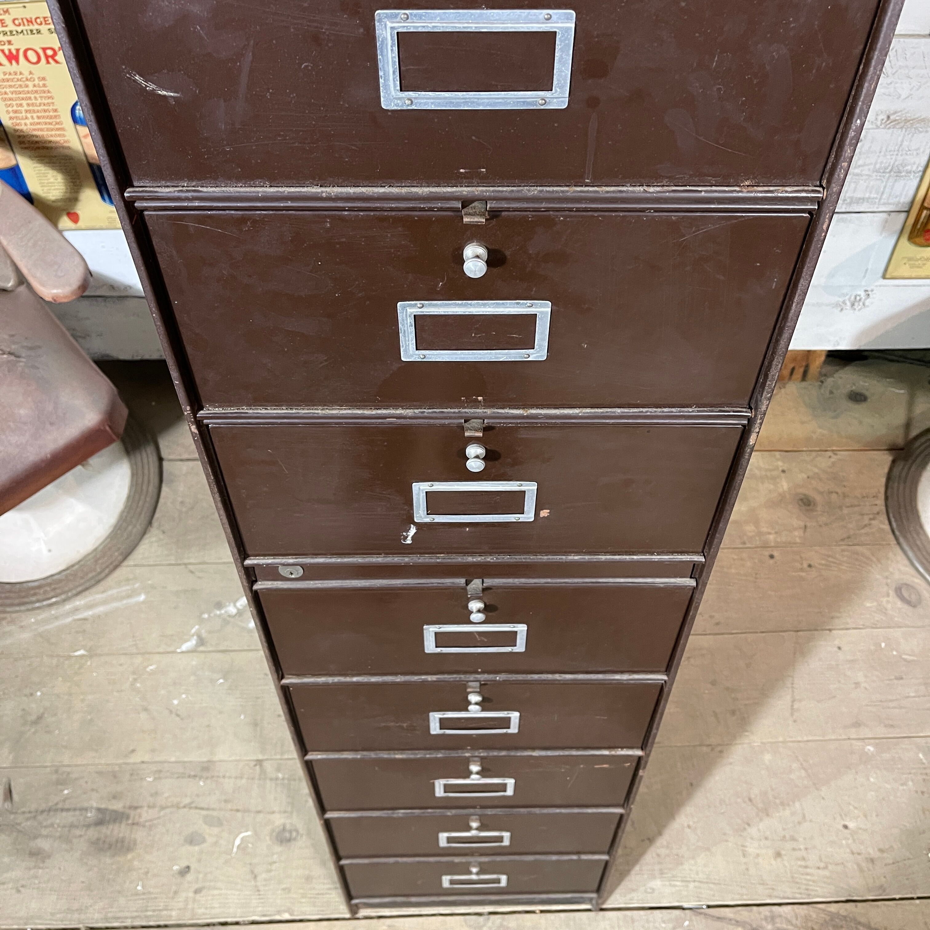 Valve cabinet roneo 1950