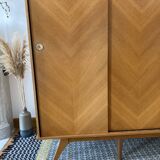 Wardrobe sliding doors compass feet