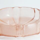 Plat rose en verre
