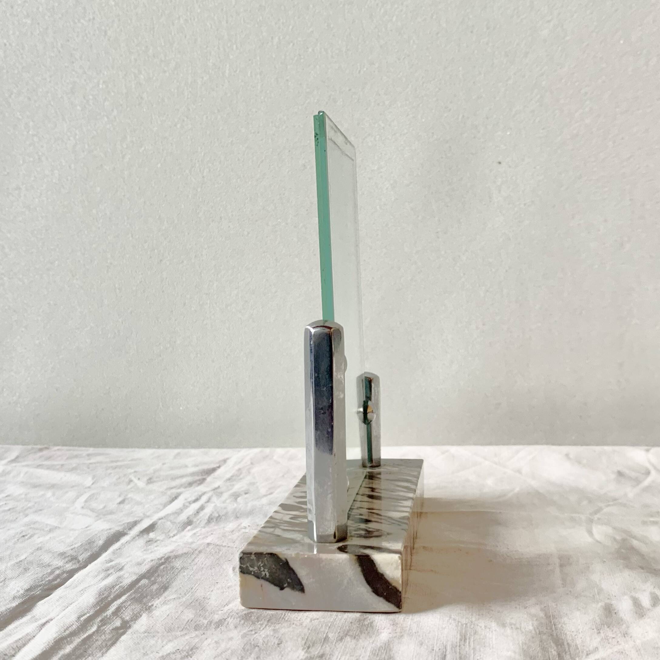 Art Deco photographic frame in marble and glass