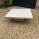 Table basse en travertin 115x115 cm