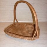 Flat diamond-shaped rattan basket with handle