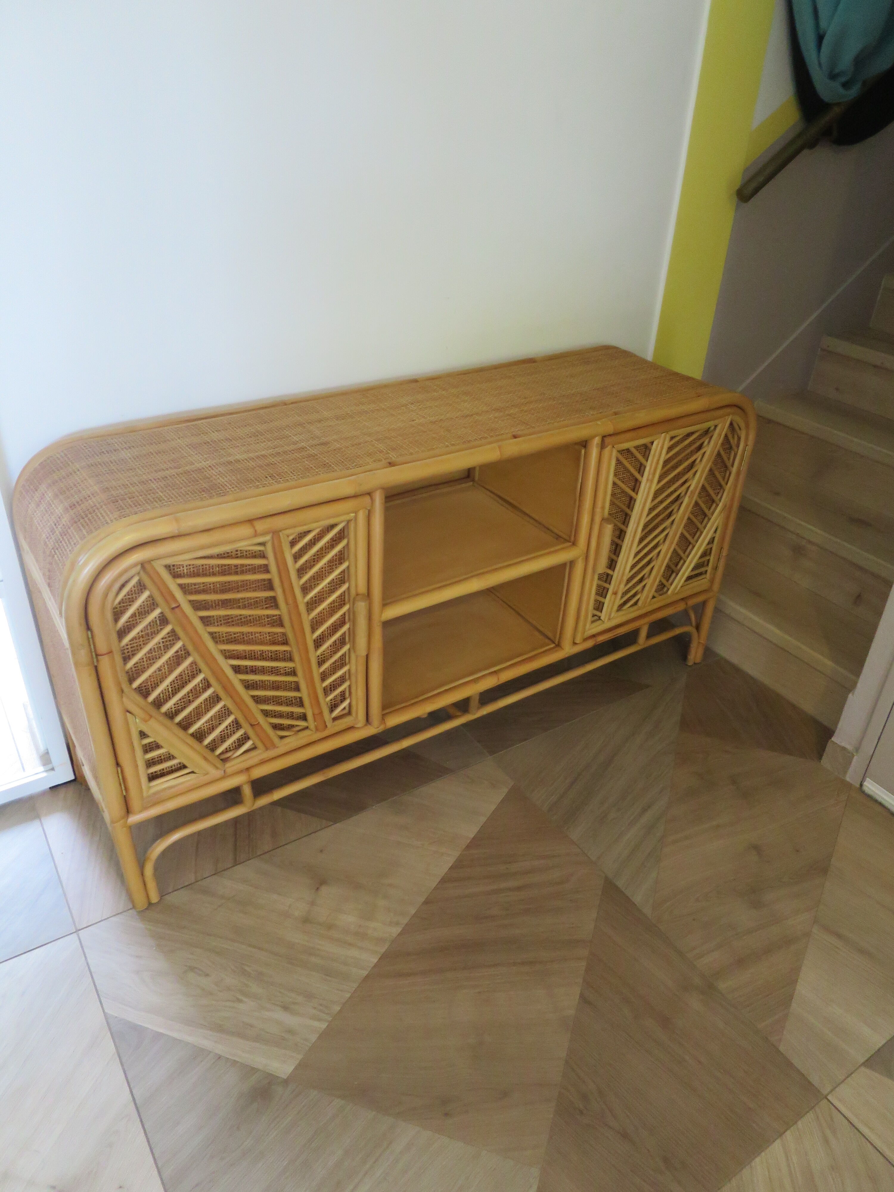 Buffet bas 2 portes -rotin tressé-bambou -cannage