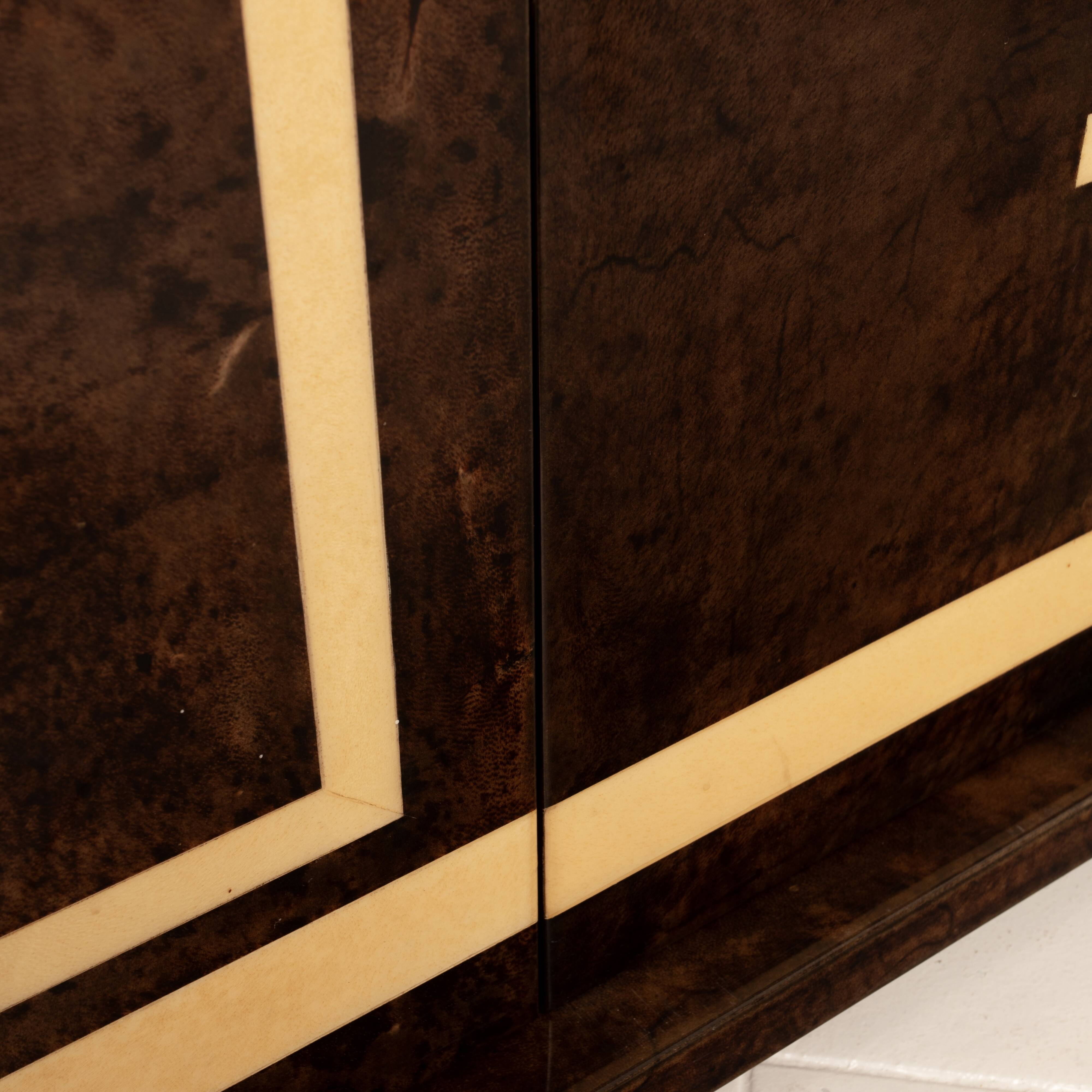 Model 2031D Cabinet by Giorgio Tura & Nucci Valsecchi for Tura Milano 1970