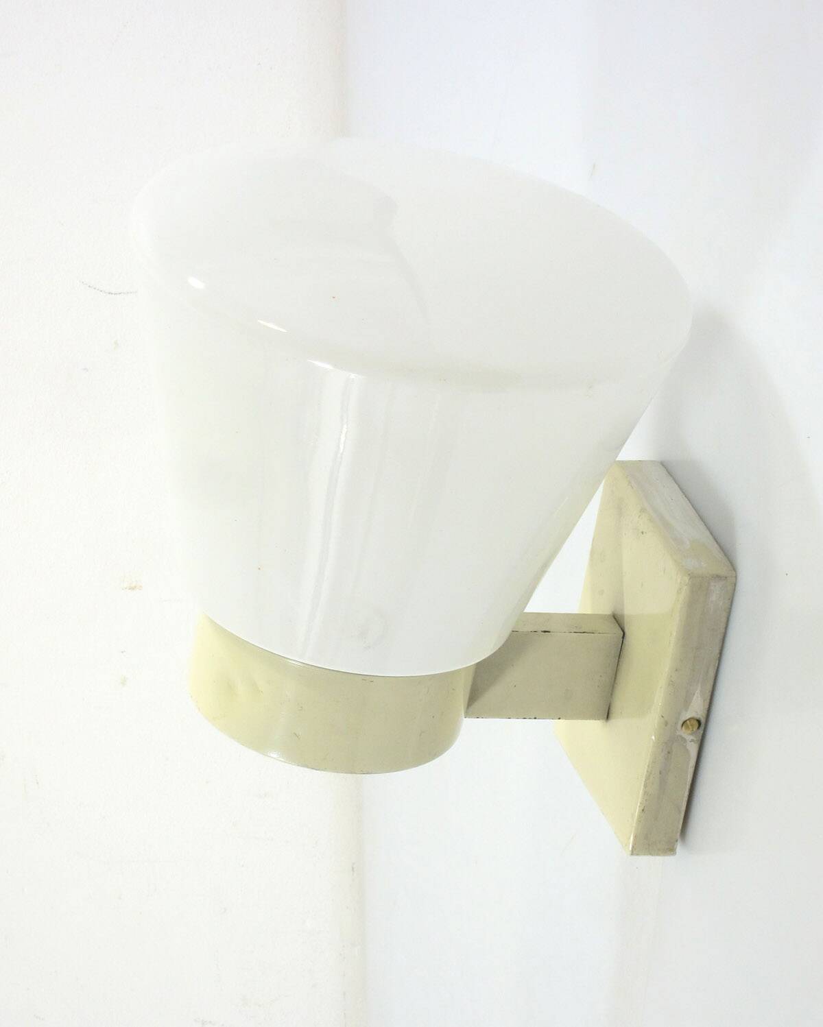 Bauhaus Industrial Style Vintage Wall Lamp, 1920s–30s