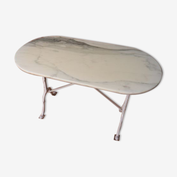 Bistro table with marble tray and wrought iron feet