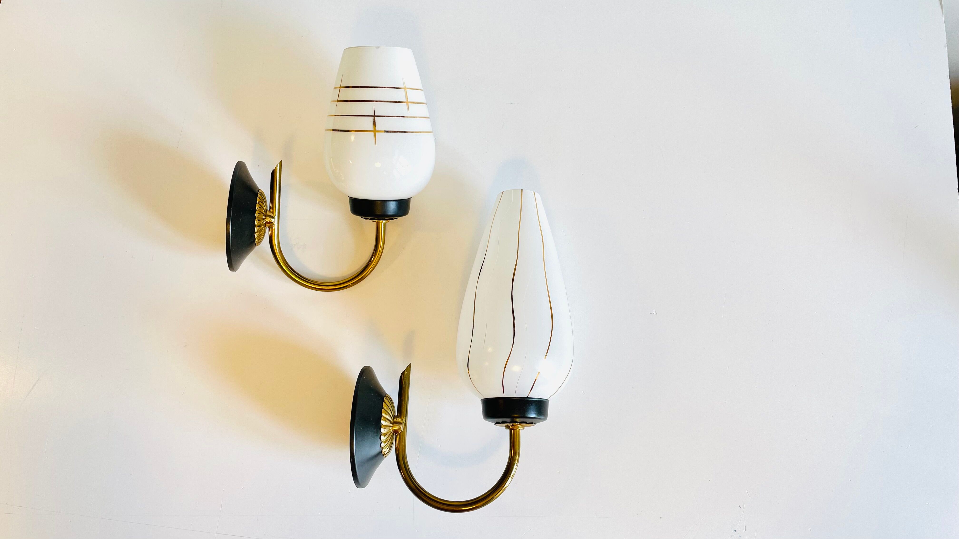 Pair of sconces 60