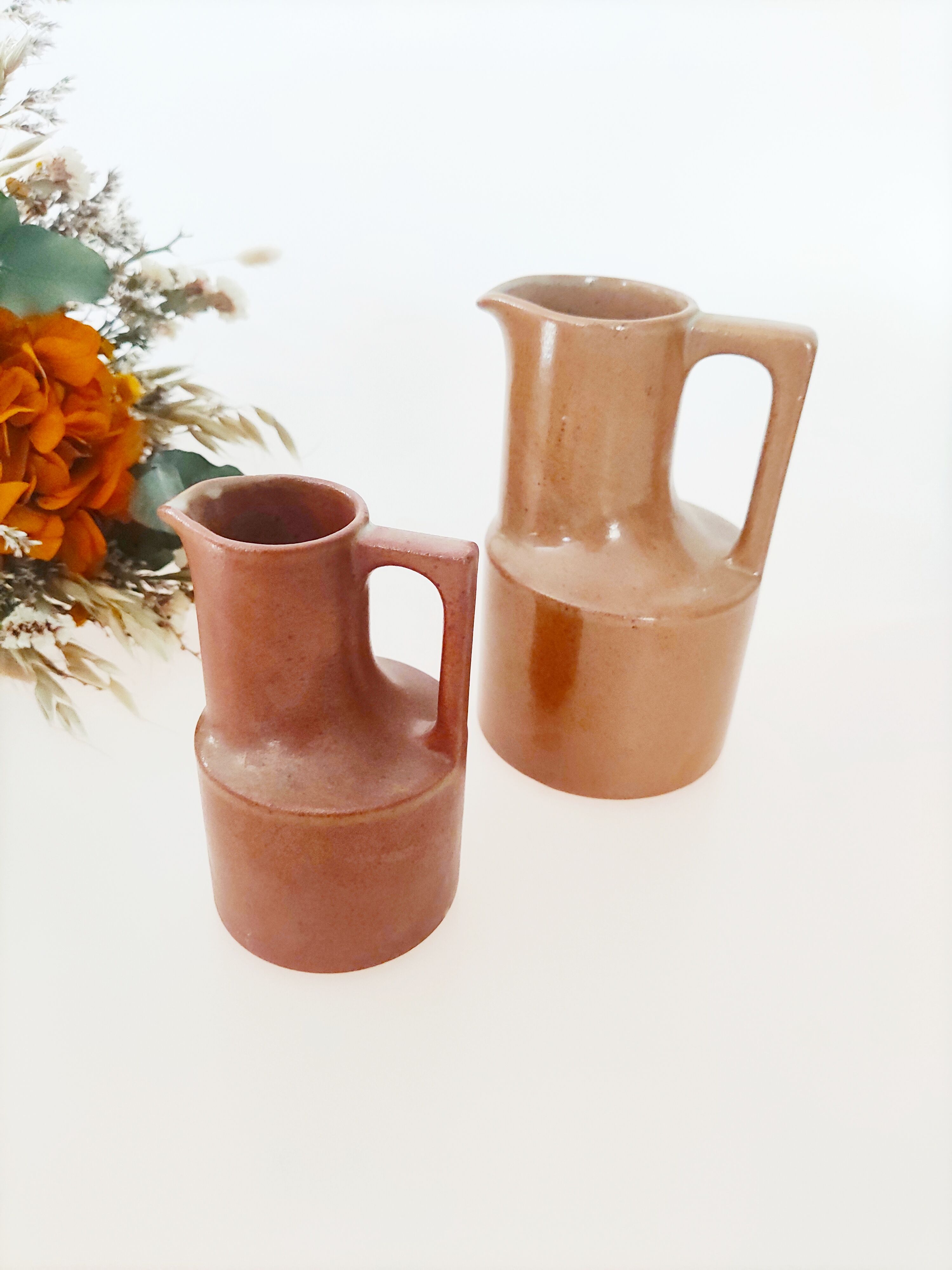 Pitcher in brenne sandstone