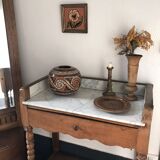 Toilet furniture