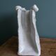Vase en forme de sac, signé
