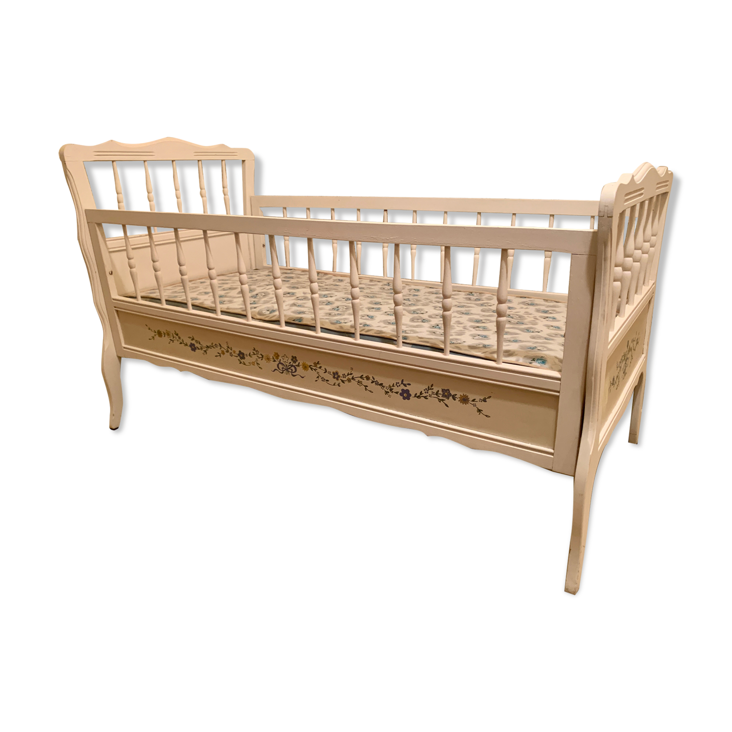 Children's bed from the 70s.