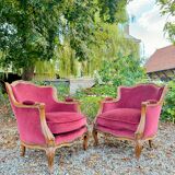 Pair of Louis XV Style Walnut Bergeres, 19th Century