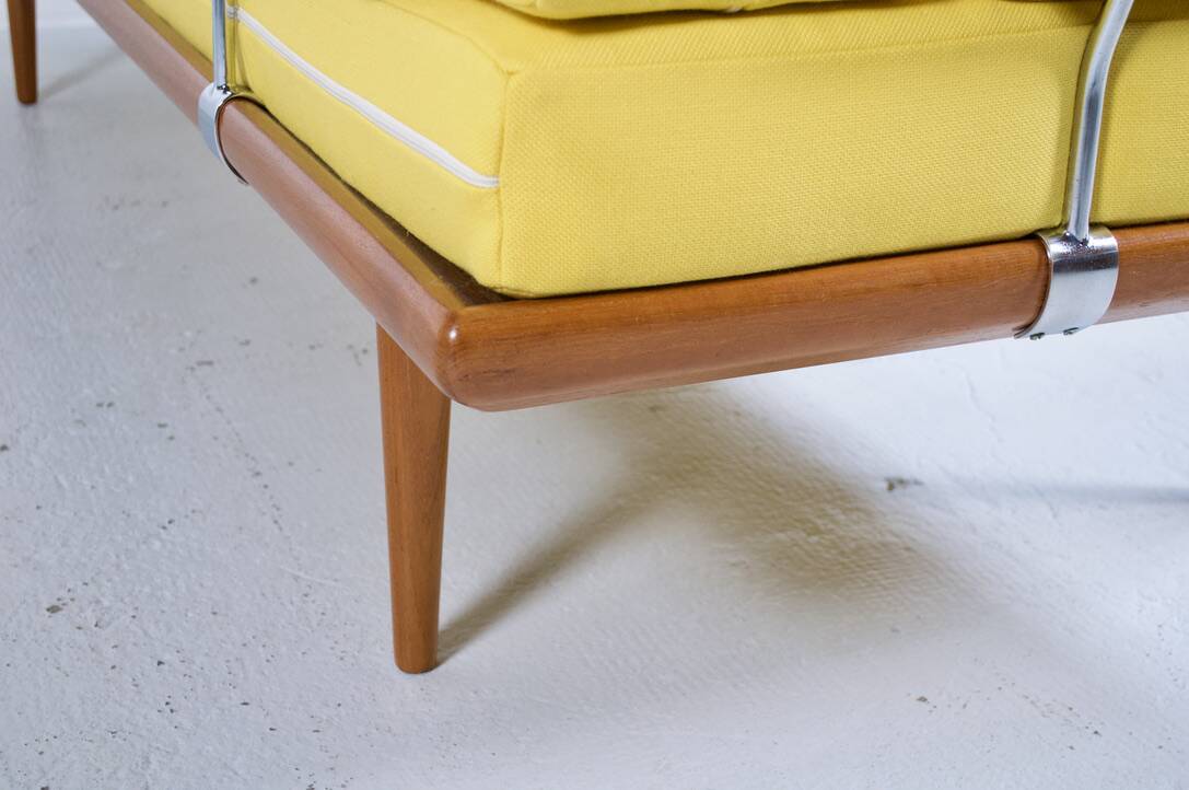 DAYBEB MODEL MINERVA PETER HVIDT & ORLA MØLGAARD NIELSEN FRANCE & SON 1954