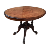 Gureridon in 19th century marquetry
