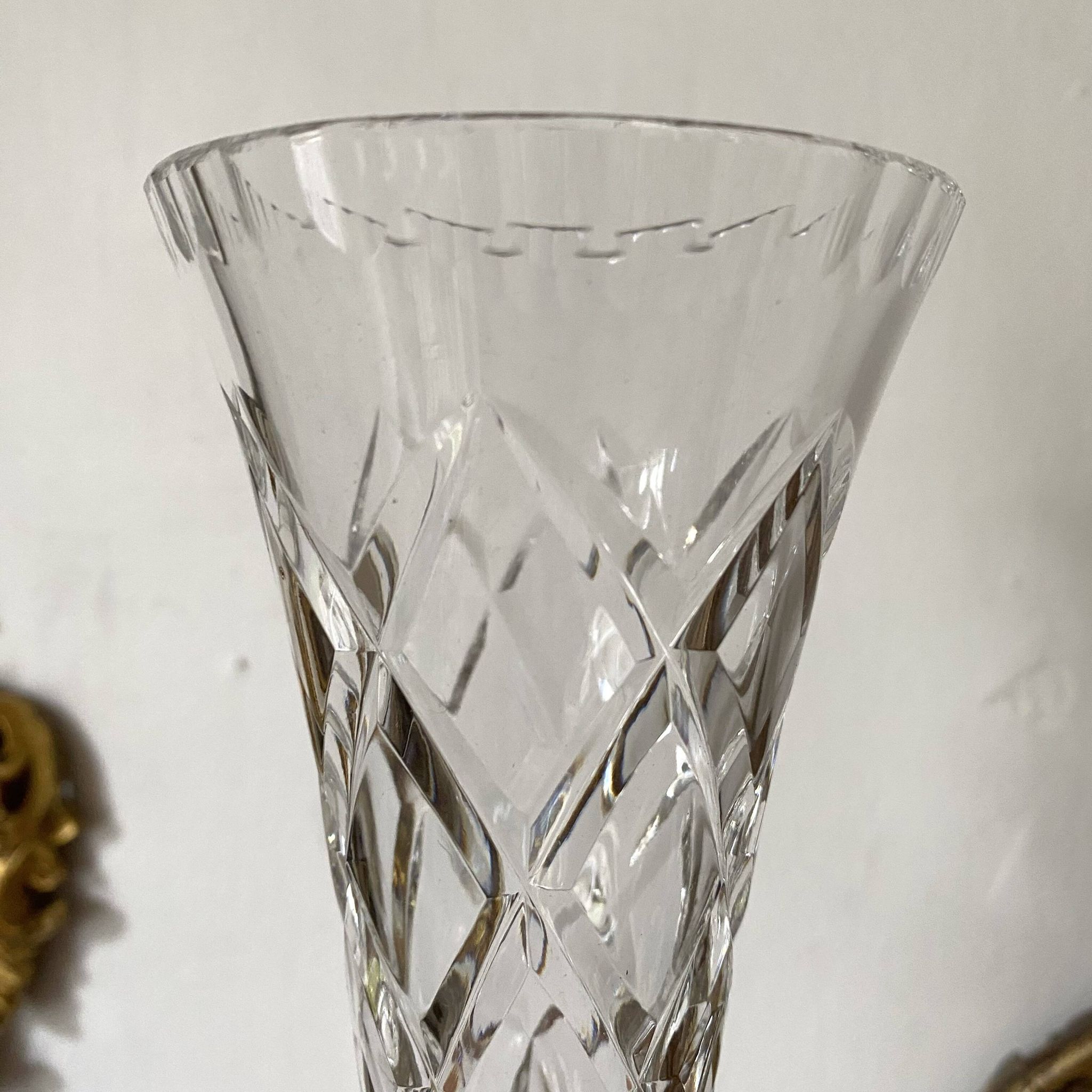 Vase tulipe en cristal ciselé  et argent 23 cm