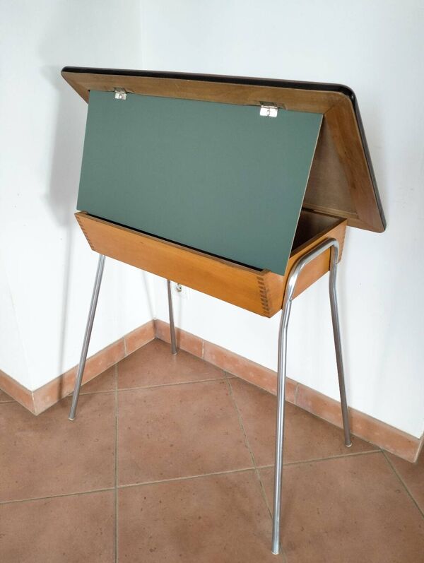 Bureau enfant années 70