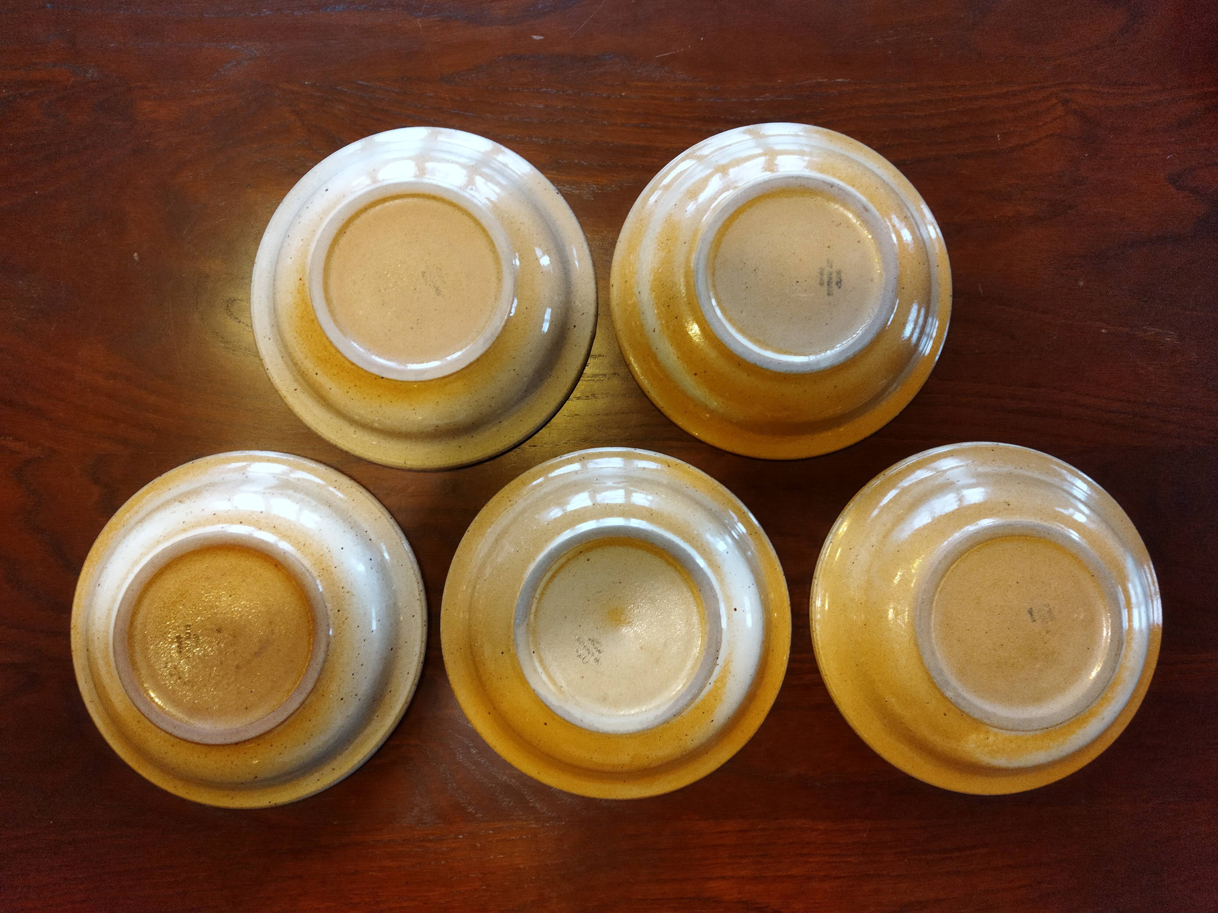 5 hollow plates Grès du Marais