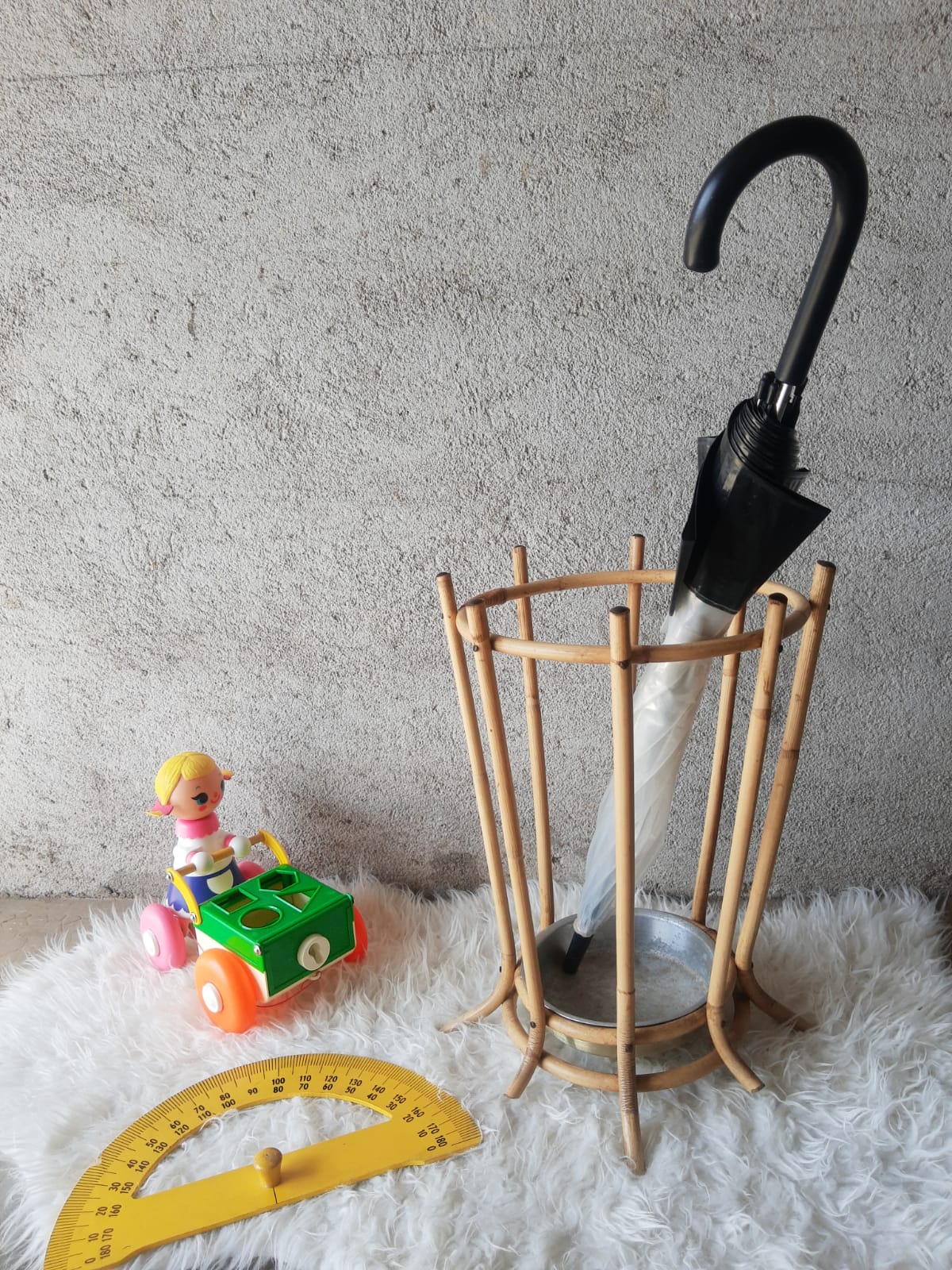 Rattan umbrella stand 60s -70s vintage