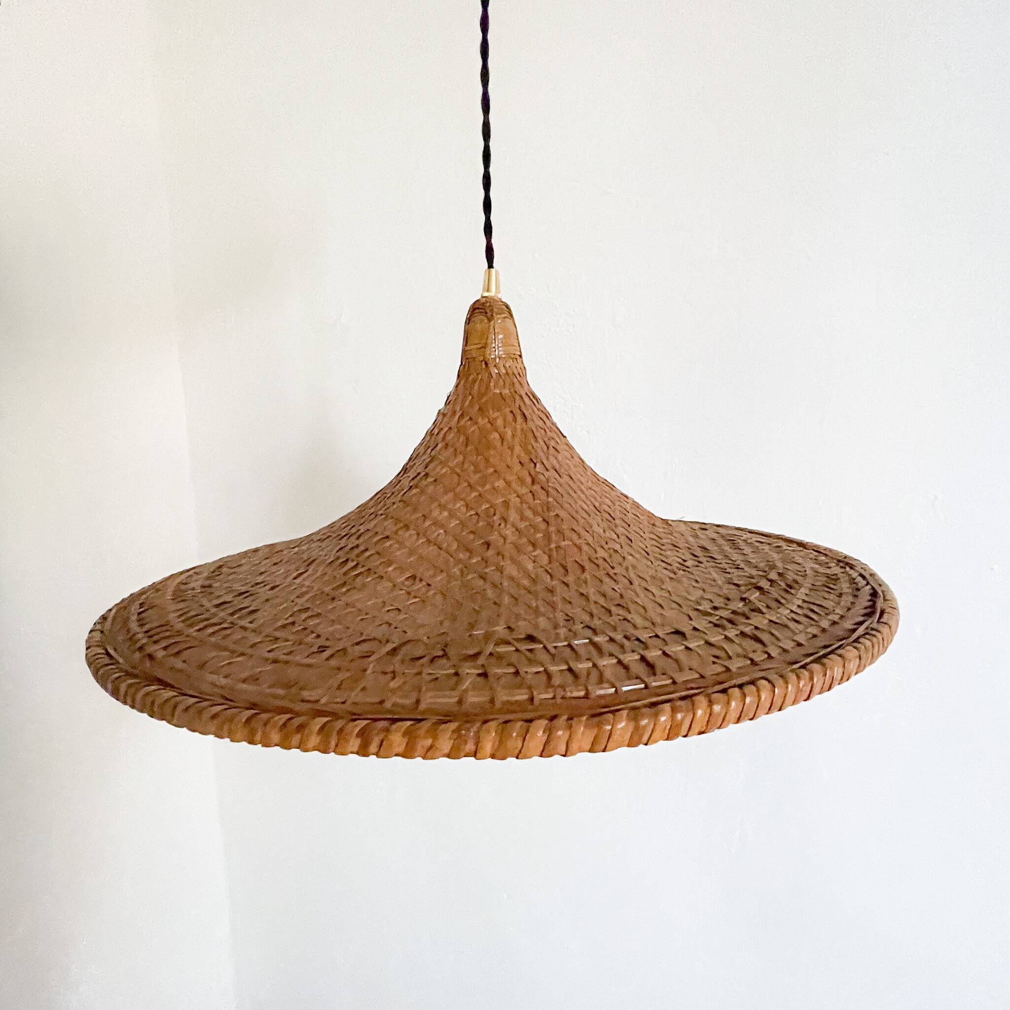 Woven wicker hat pendant