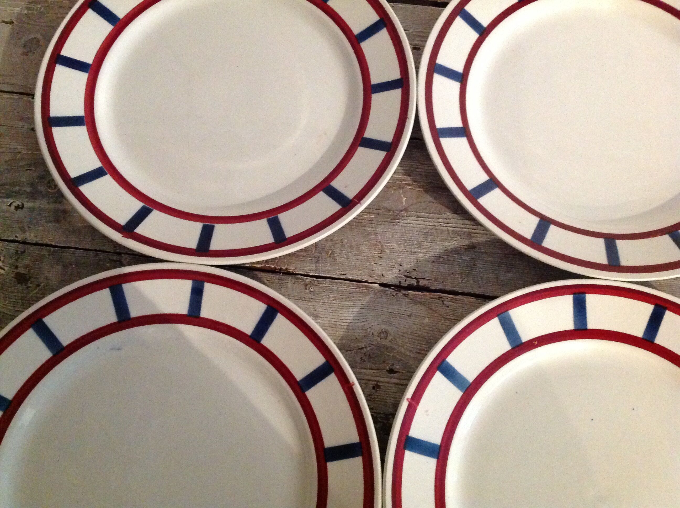 Series of 10 dessert plates