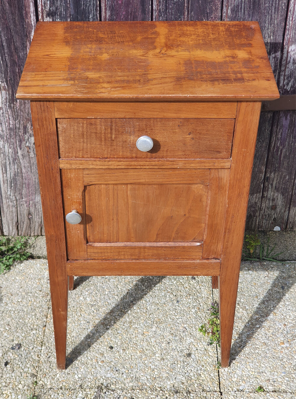 Bedside table