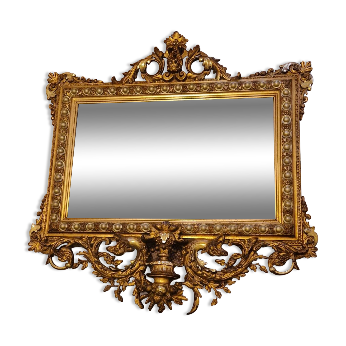 Miroir Napoléon III en stuc doré