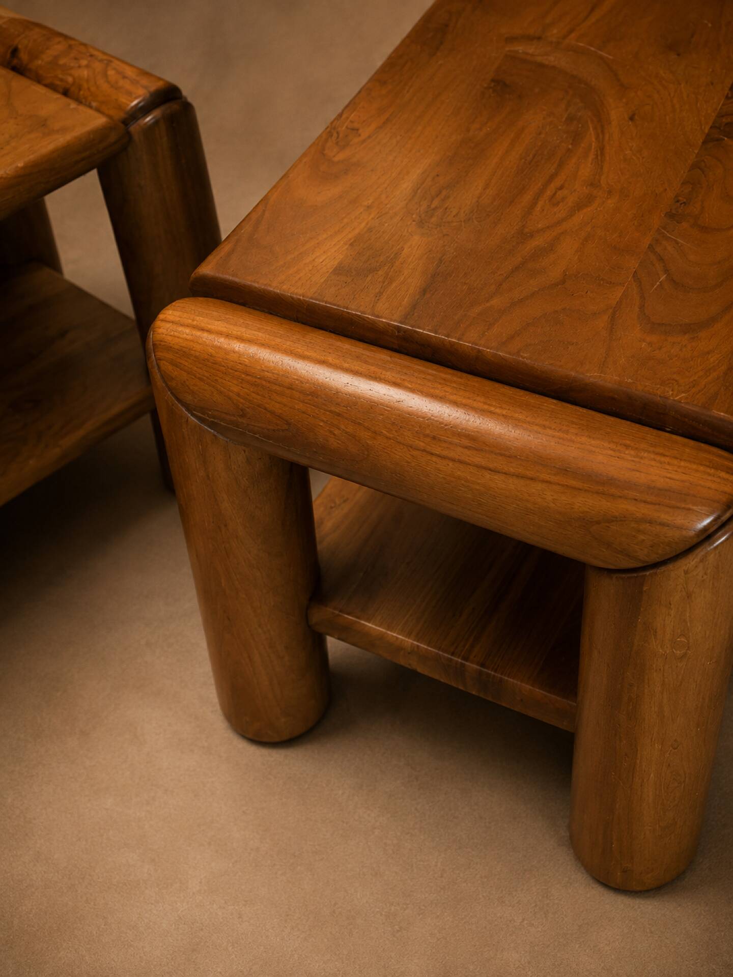 modular side tables Regain house