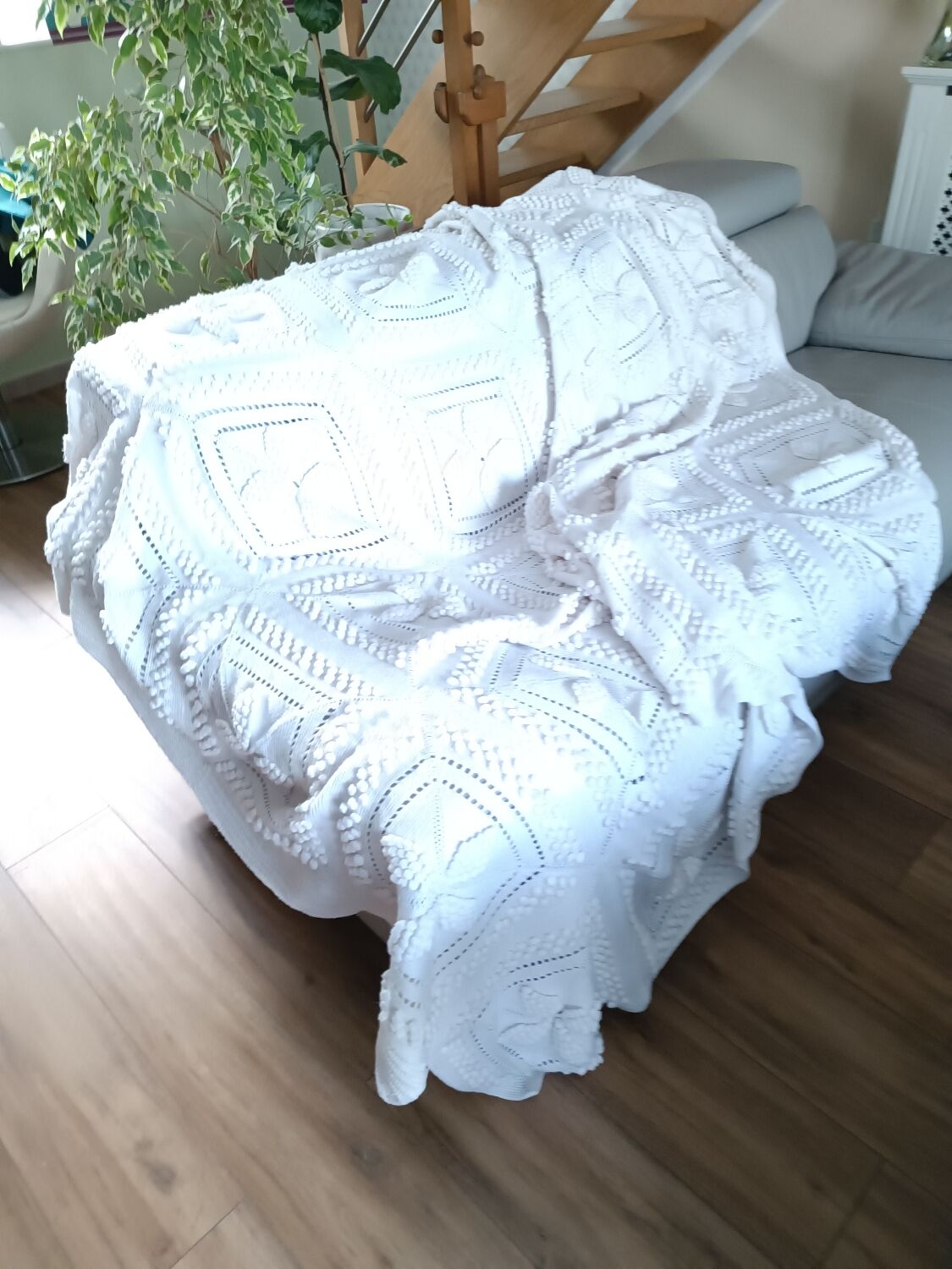 Hand-knitted blanket or plaid - wool