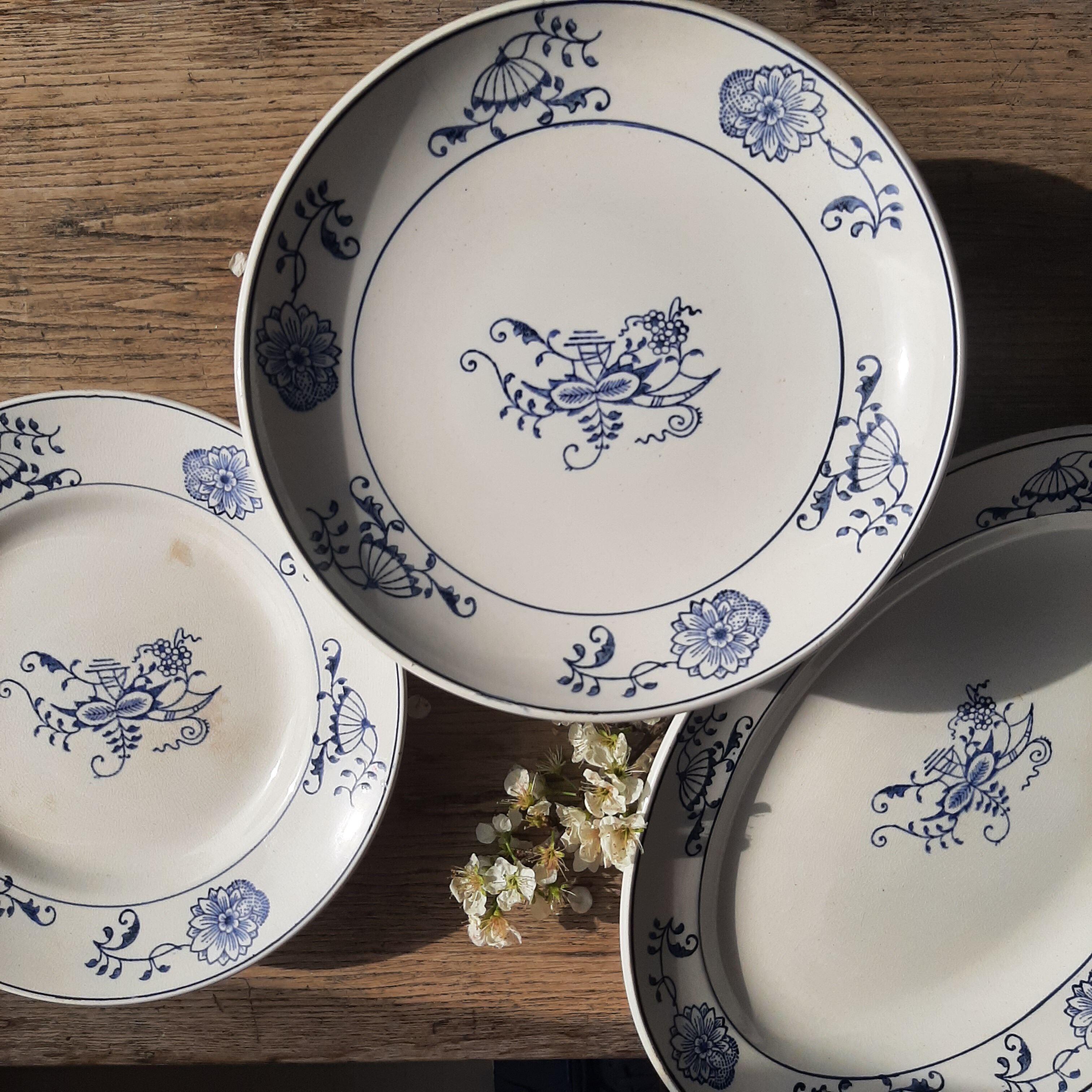 Compotier décor blue flowers St Armand