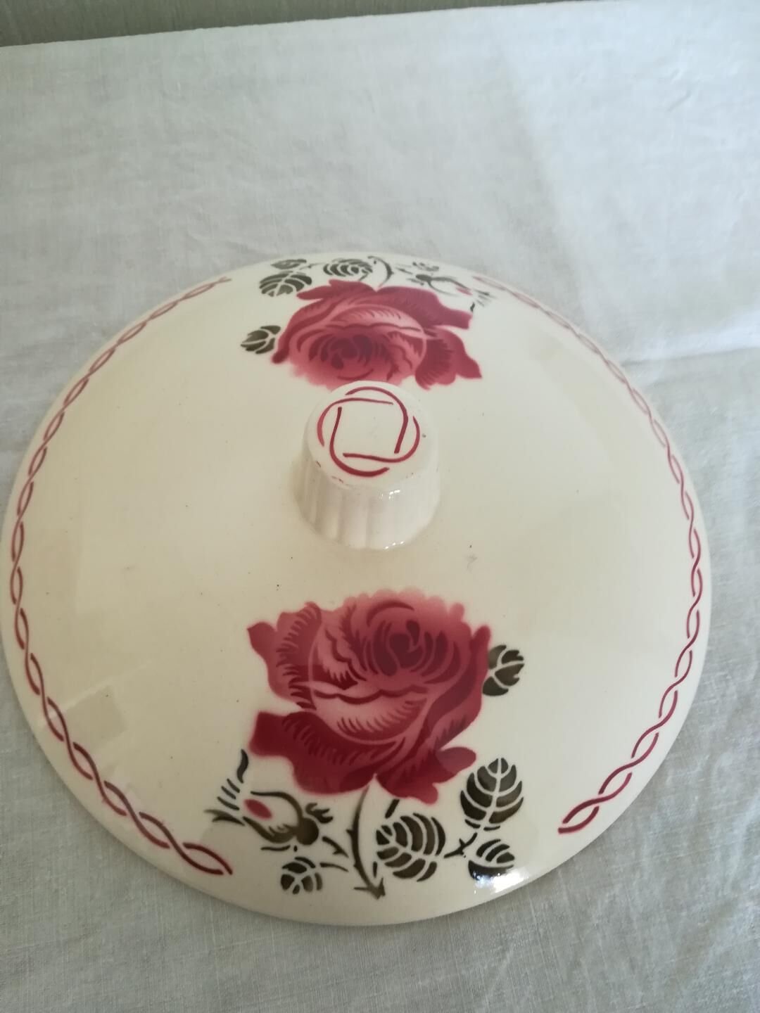 Badonviller earthenware soup or vegetable.