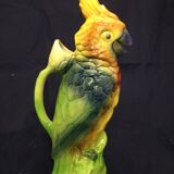 Stun pitcher parrot Saint Clement