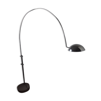 Floor lamp design arc