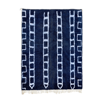 Tapis marocain moderne bleu