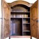 Armoire versaillaise en noyer, XVIIIe siècle