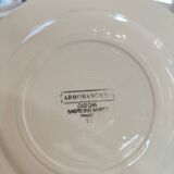 Set of 2 deep plates and 4 flat plates