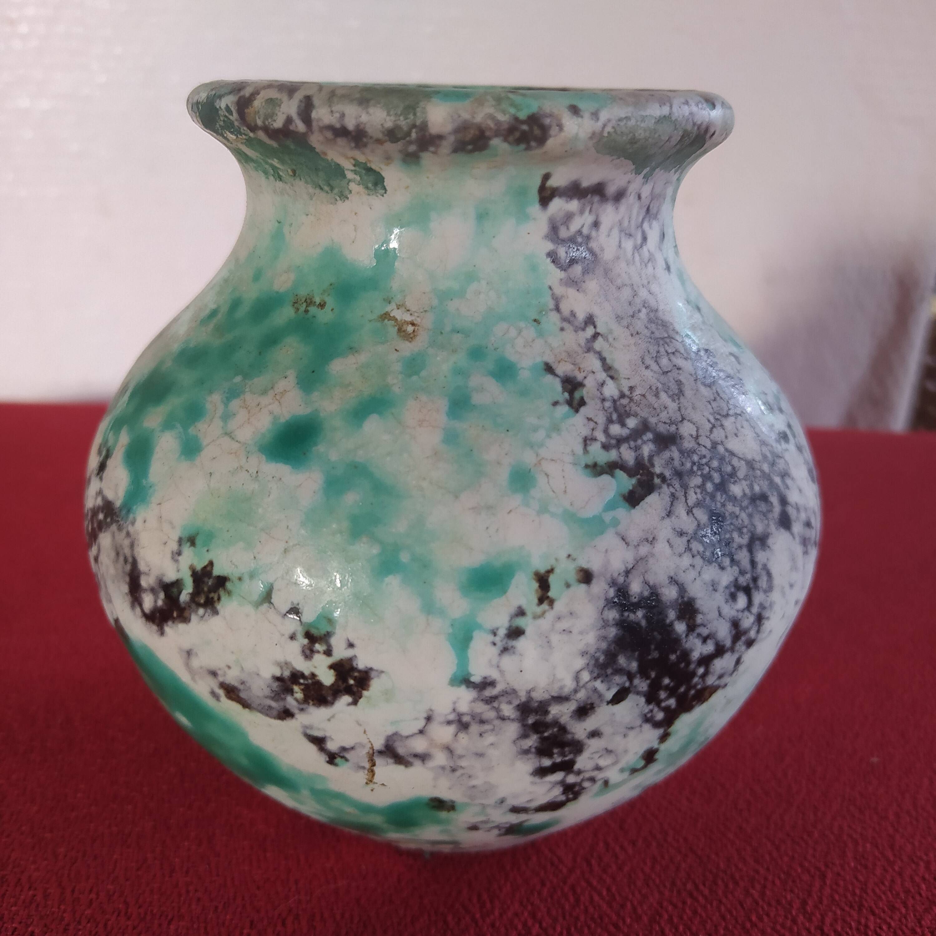 Vallauris ball vase signed Jérôme Massier