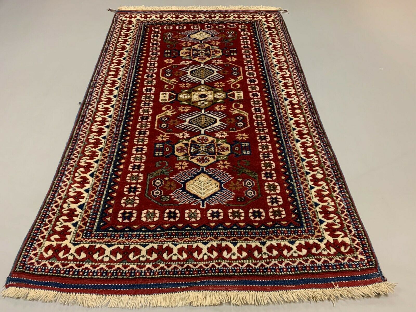 Turkish bergama rug 200x120 cm
