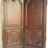 2 Doors closet/19th wardrobe