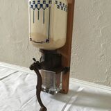 Wall-mounted coffee grinder