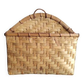 French vintage basket for the wall
