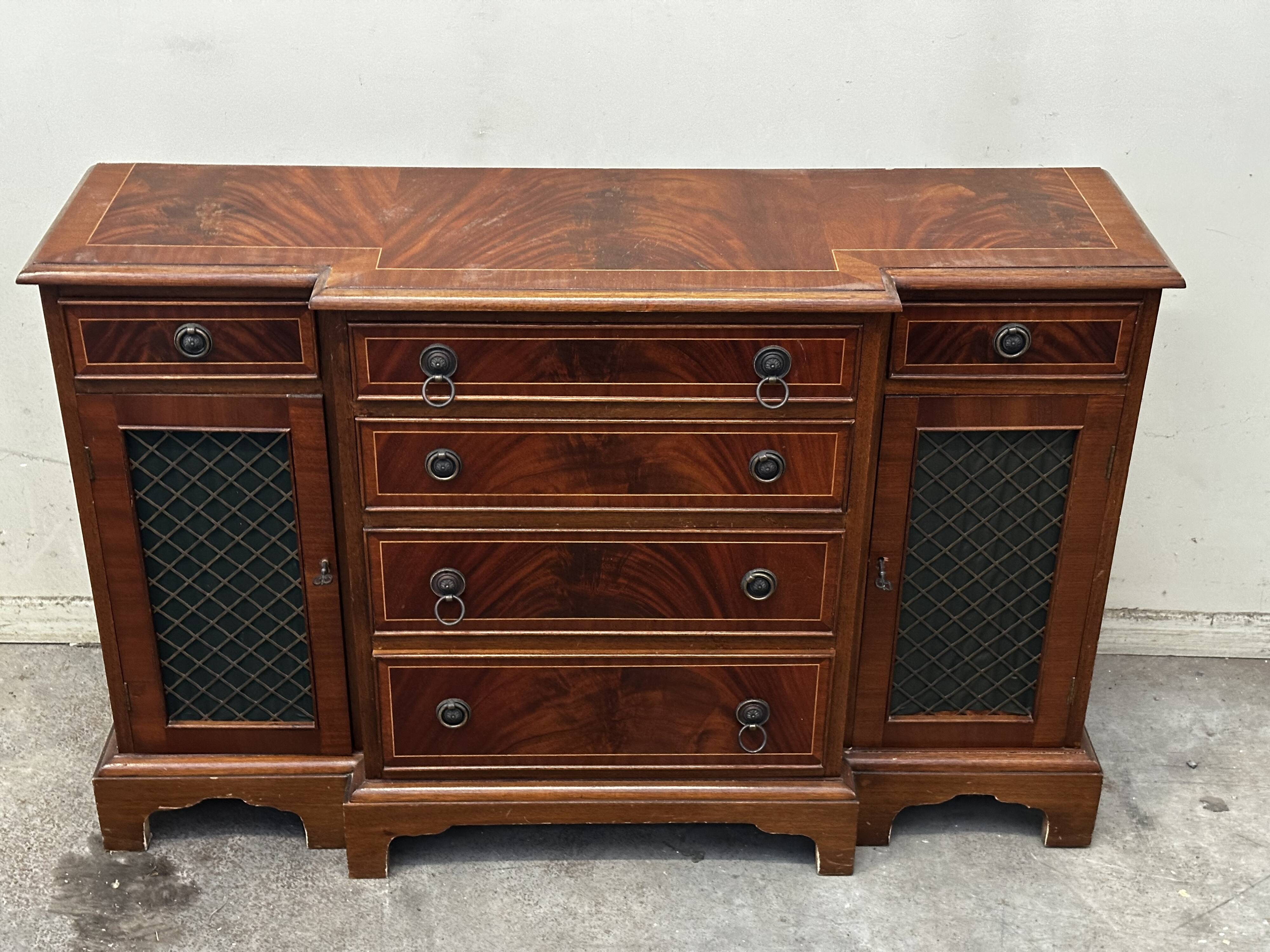 Buffet Anglais en acajou fin 19 e
