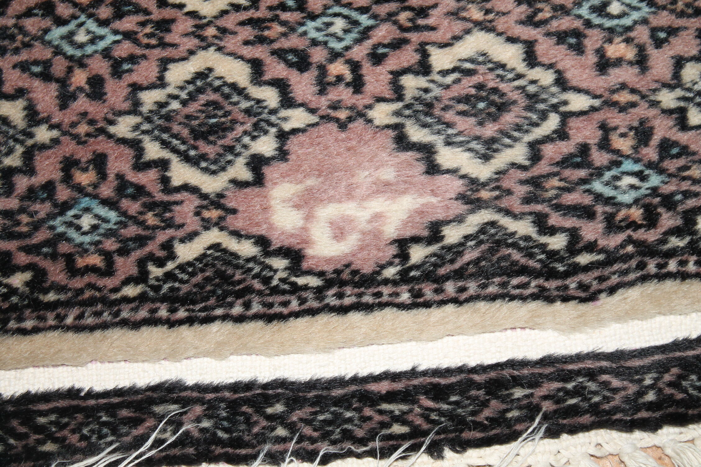 Former Iranian carpet