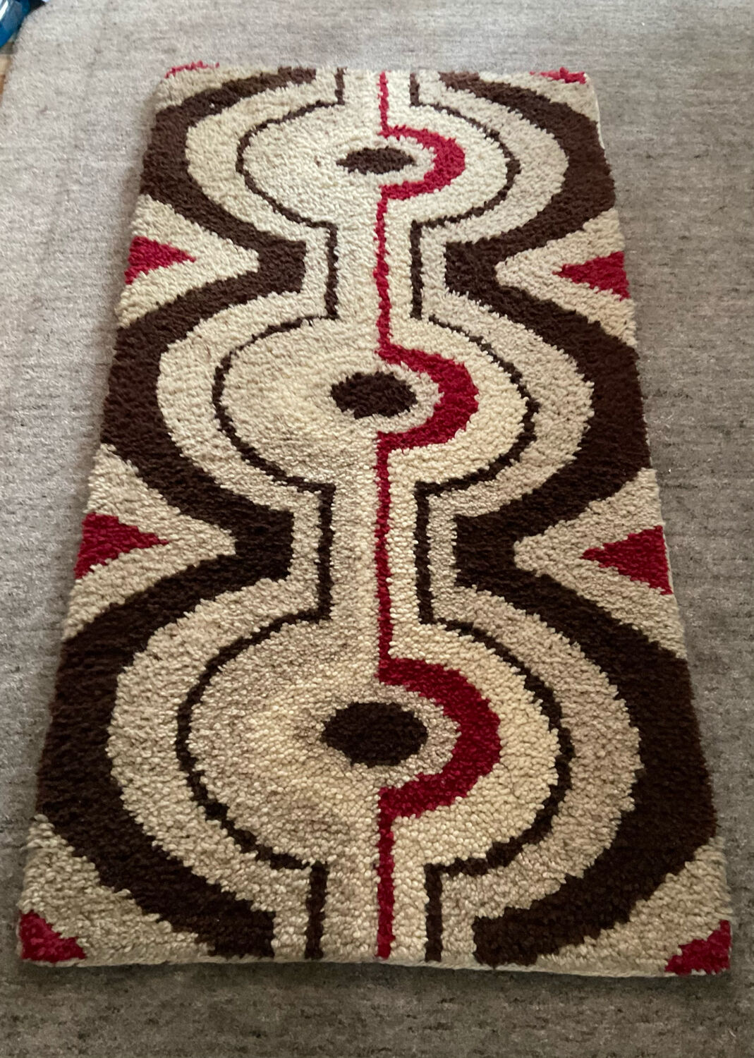 Wool rug 130x70 from the 70s